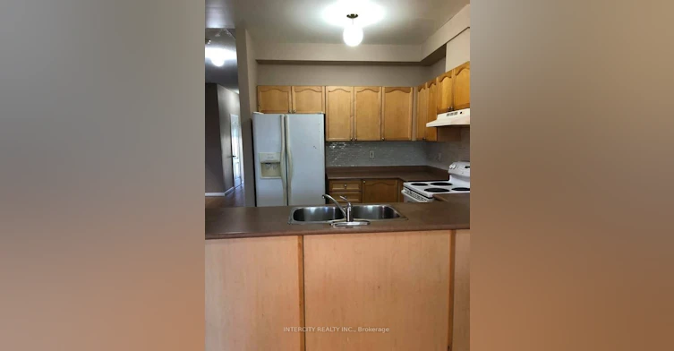 4 Pennyroyal Crescent, Brampton, ON, L6S 6J8 - 3