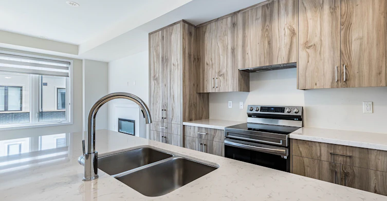 1330 Shevchenko Boulevard, Oakville, ON, L6M 5R4 - 4