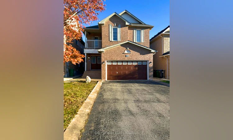 660 Garden Walk
