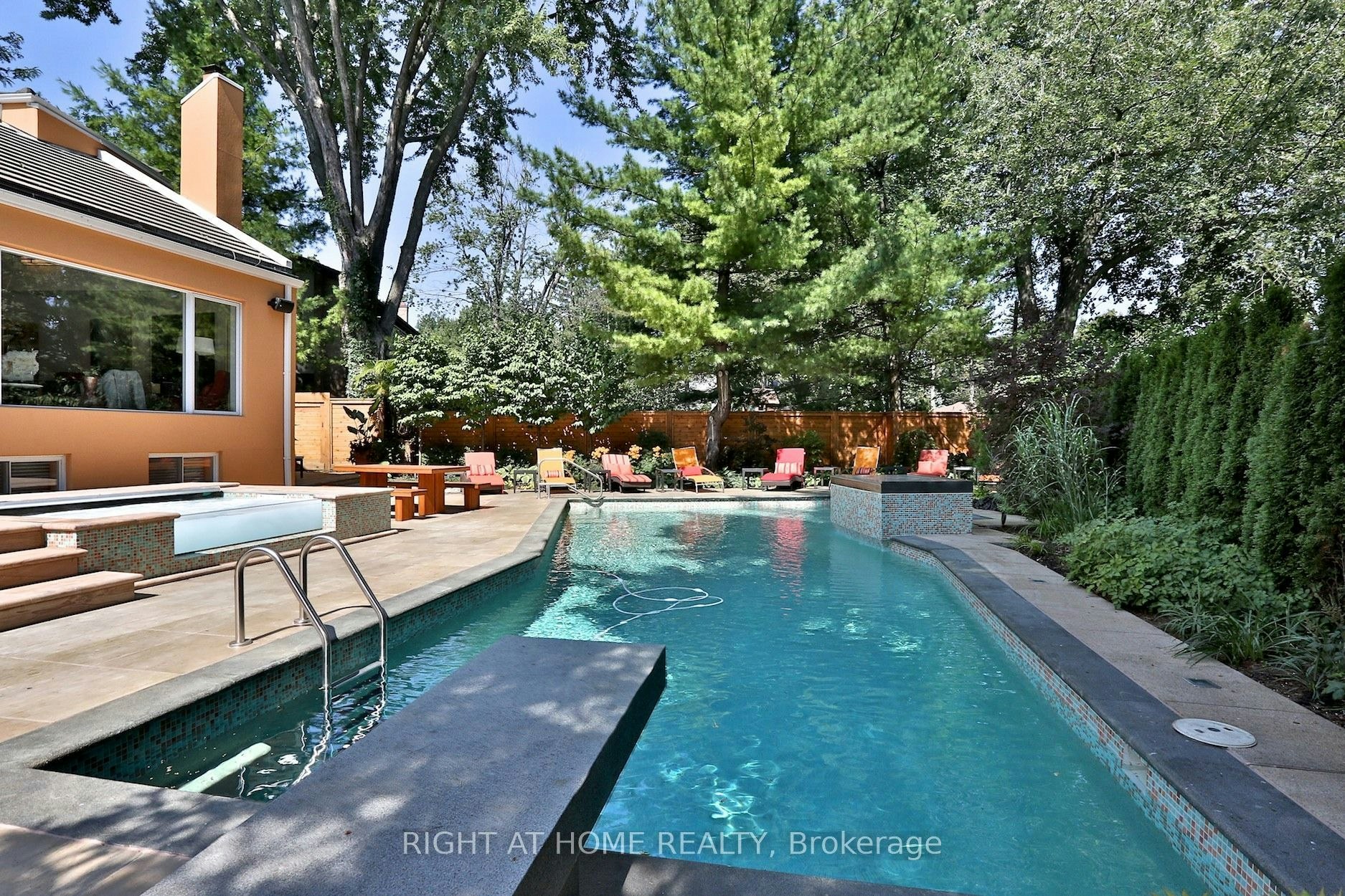 1 Friars Lane, Toronto, ON, M9A 1T6 - 38