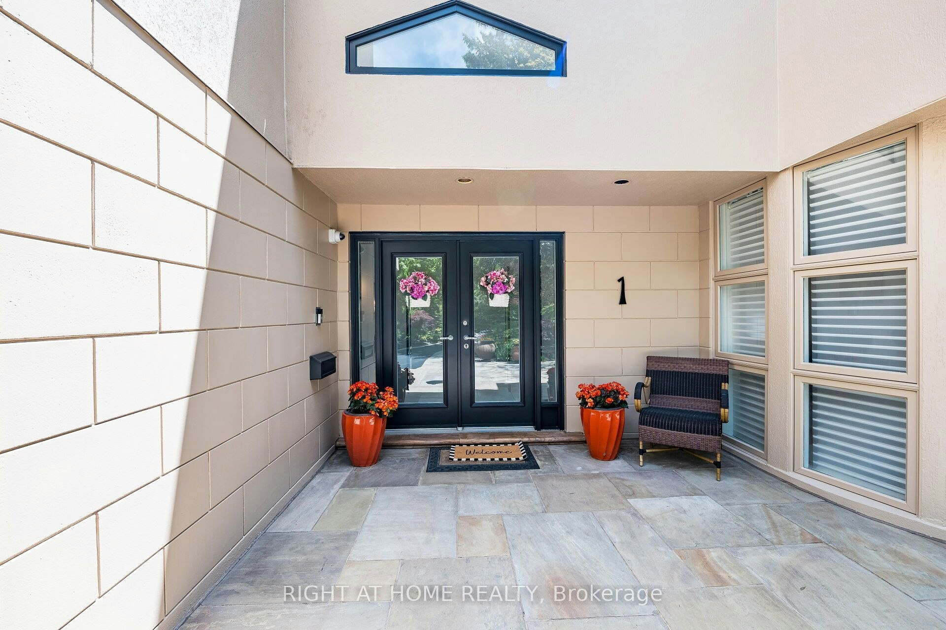 1 Friars Lane, Toronto, ON, M9A 1T6 - 4