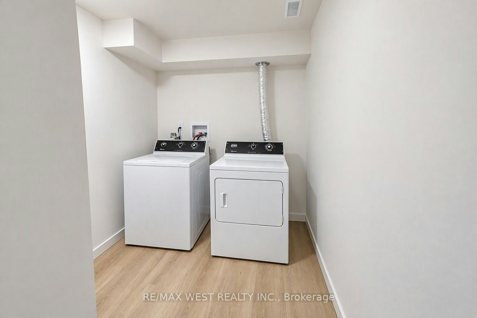 Lower-296 Ruhl Drive, Milton, ON, L9T 8C9 - 13