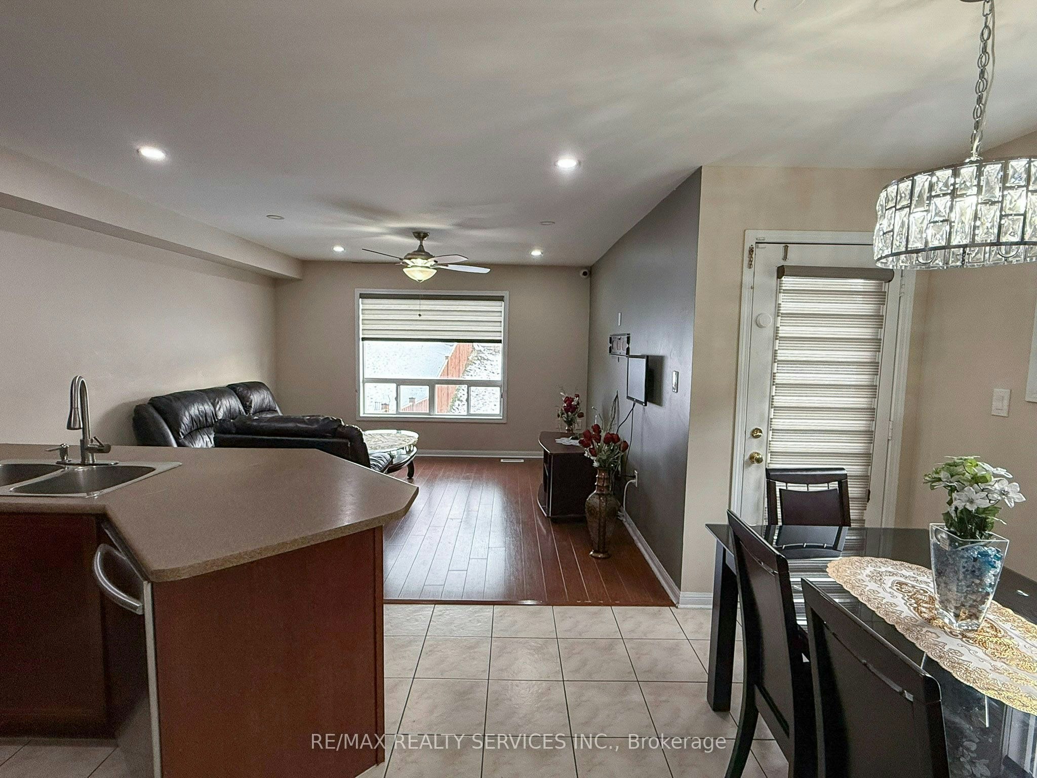 20 Murphy Road, Brampton, ON, L6S 6L2 - 22