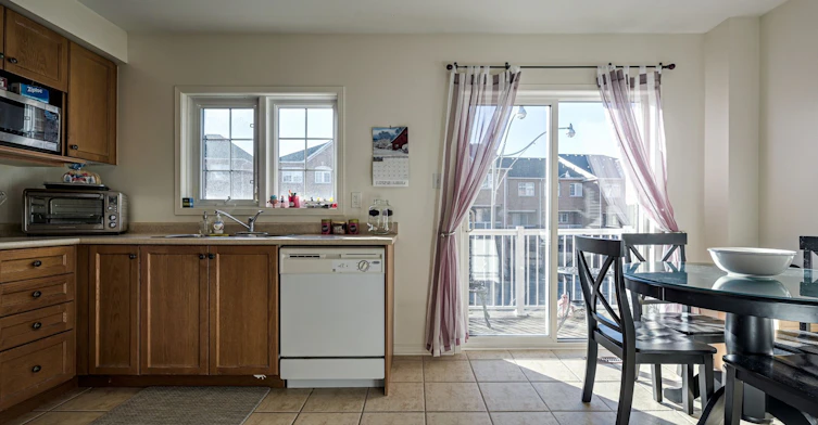 70 Birdstone Crescent, Toronto, ON, M6N 5H5 - 13