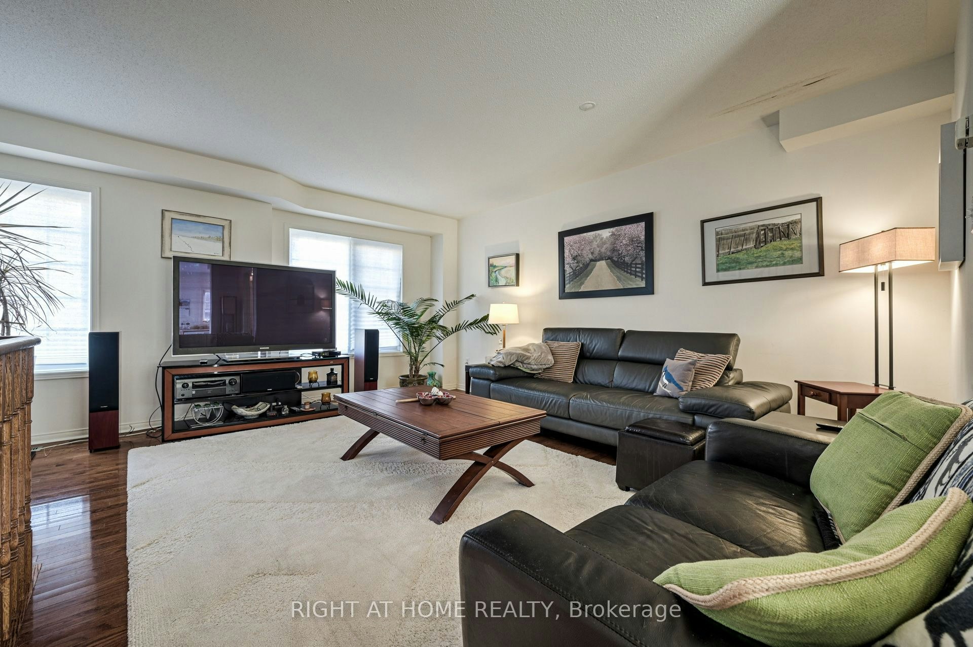 70 Birdstone Crescent, Toronto, ON, M6N 5H5 - 9