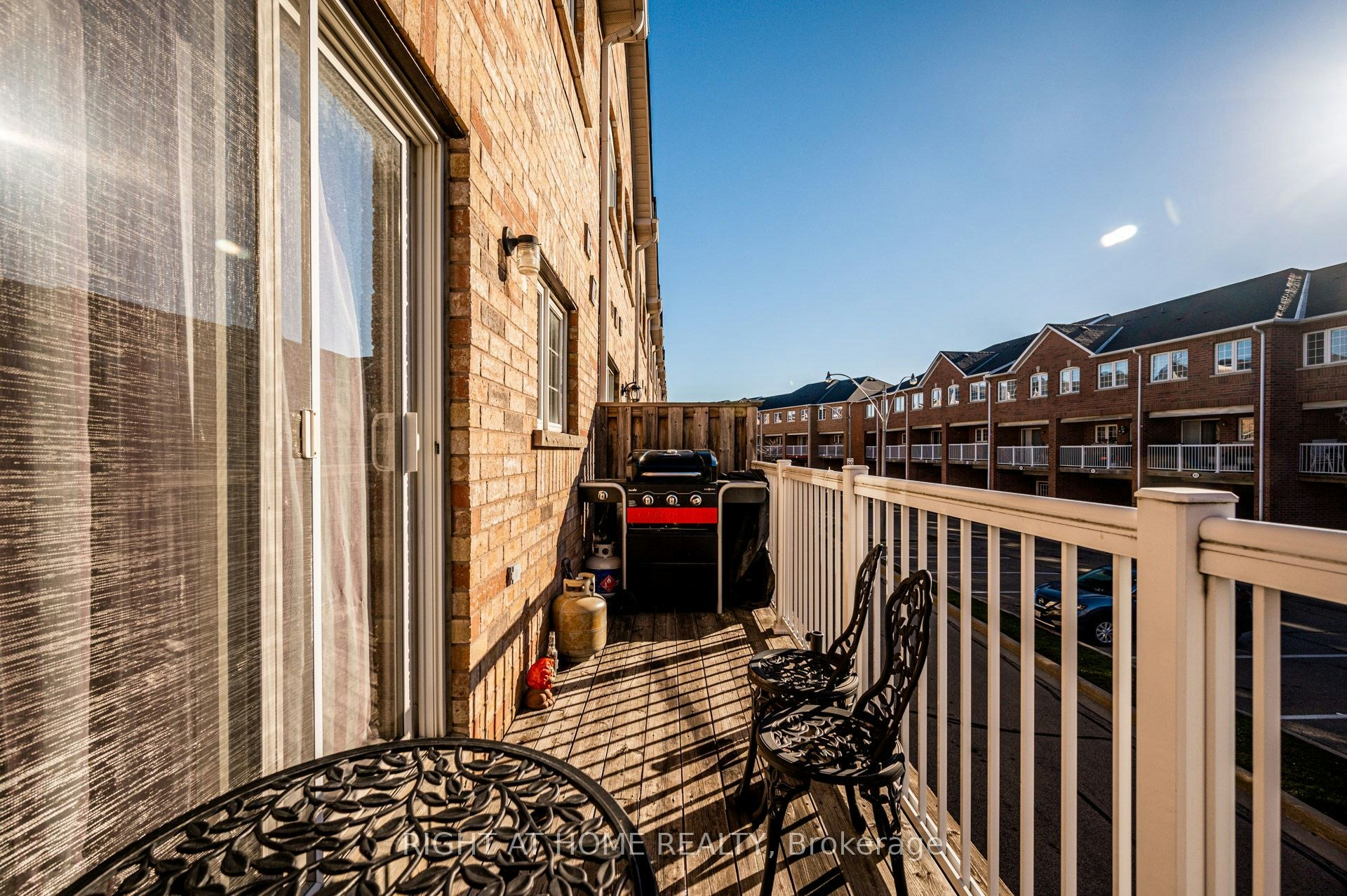 70 Birdstone Crescent, Toronto, ON, M6N 5H5 - 29
