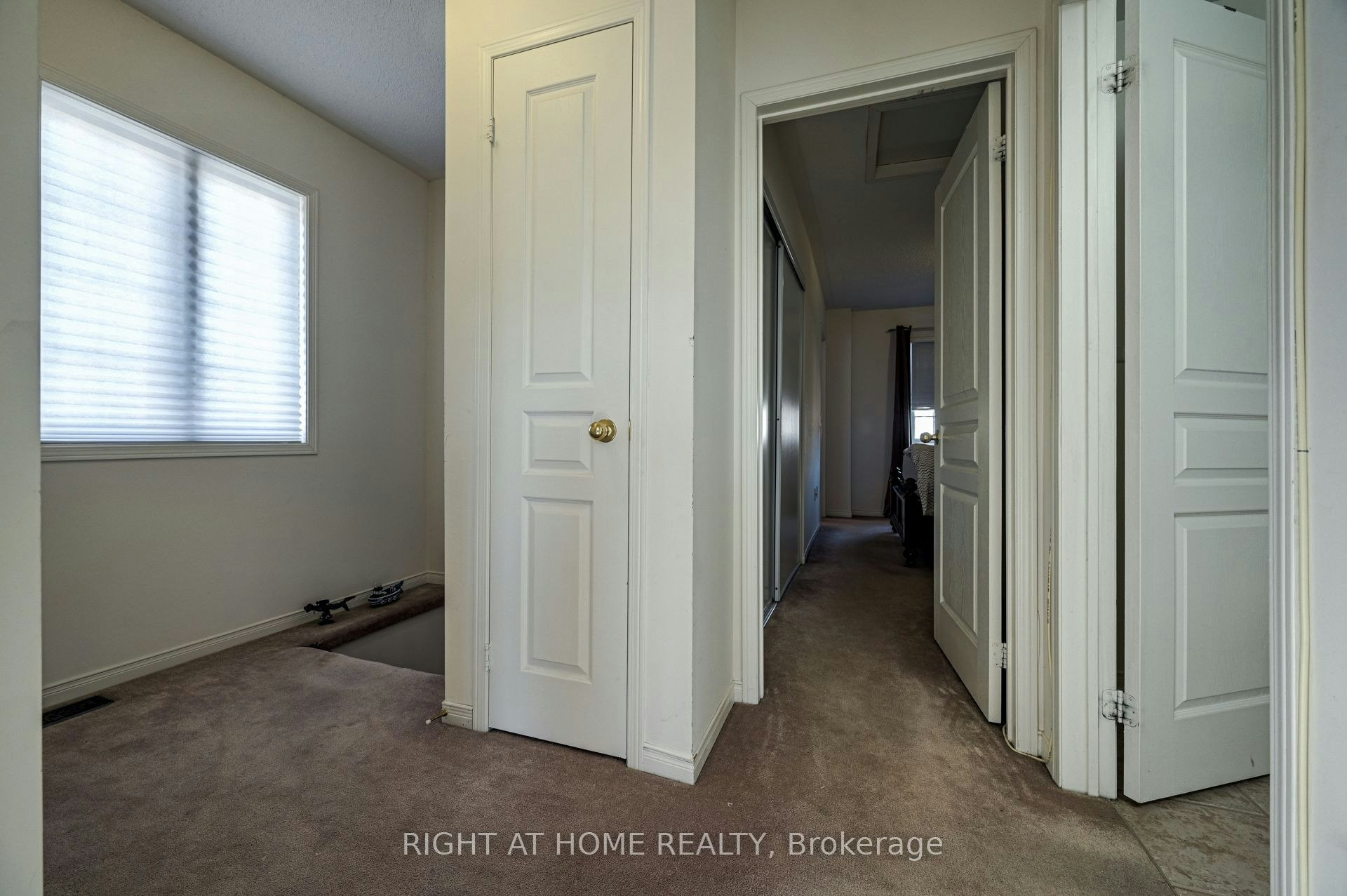 70 Birdstone Crescent, Toronto, ON, M6N 5H5 - 20
