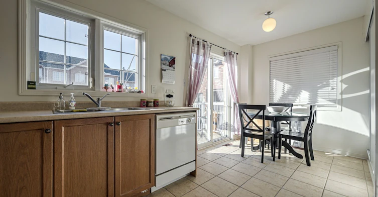 70 Birdstone Crescent, Toronto, ON, M6N 5H5 - 17