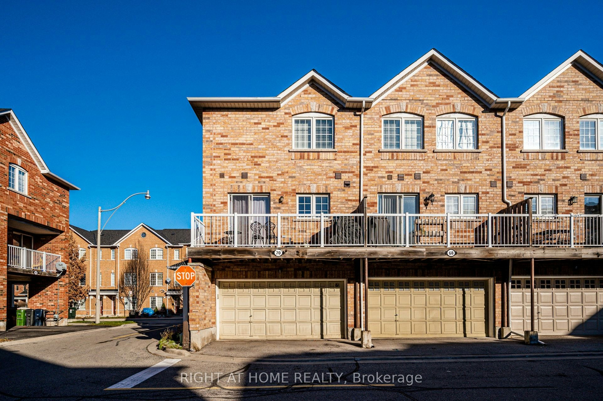 70 Birdstone Crescent, Toronto, ON, M6N 5H5 - 31