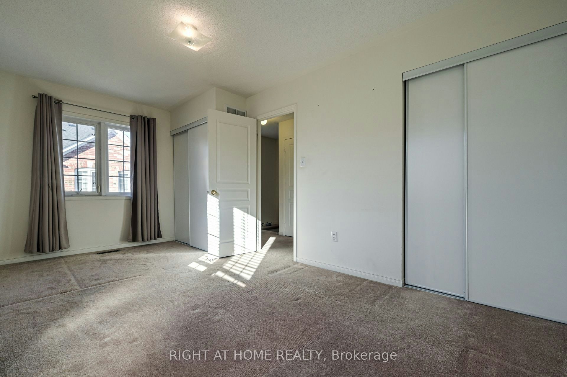 70 Birdstone Crescent, Toronto, ON, M6N 5H5 - 25