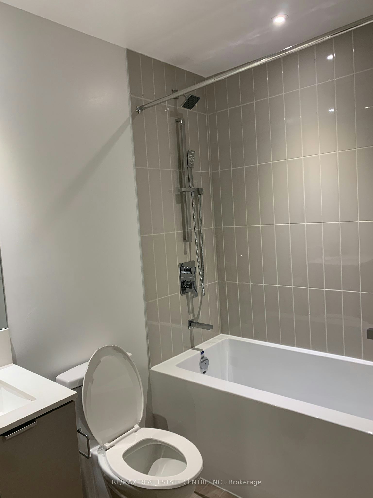 2409-3883 Quartz Road, Mississauga, ON, L5B 0M4 - 24