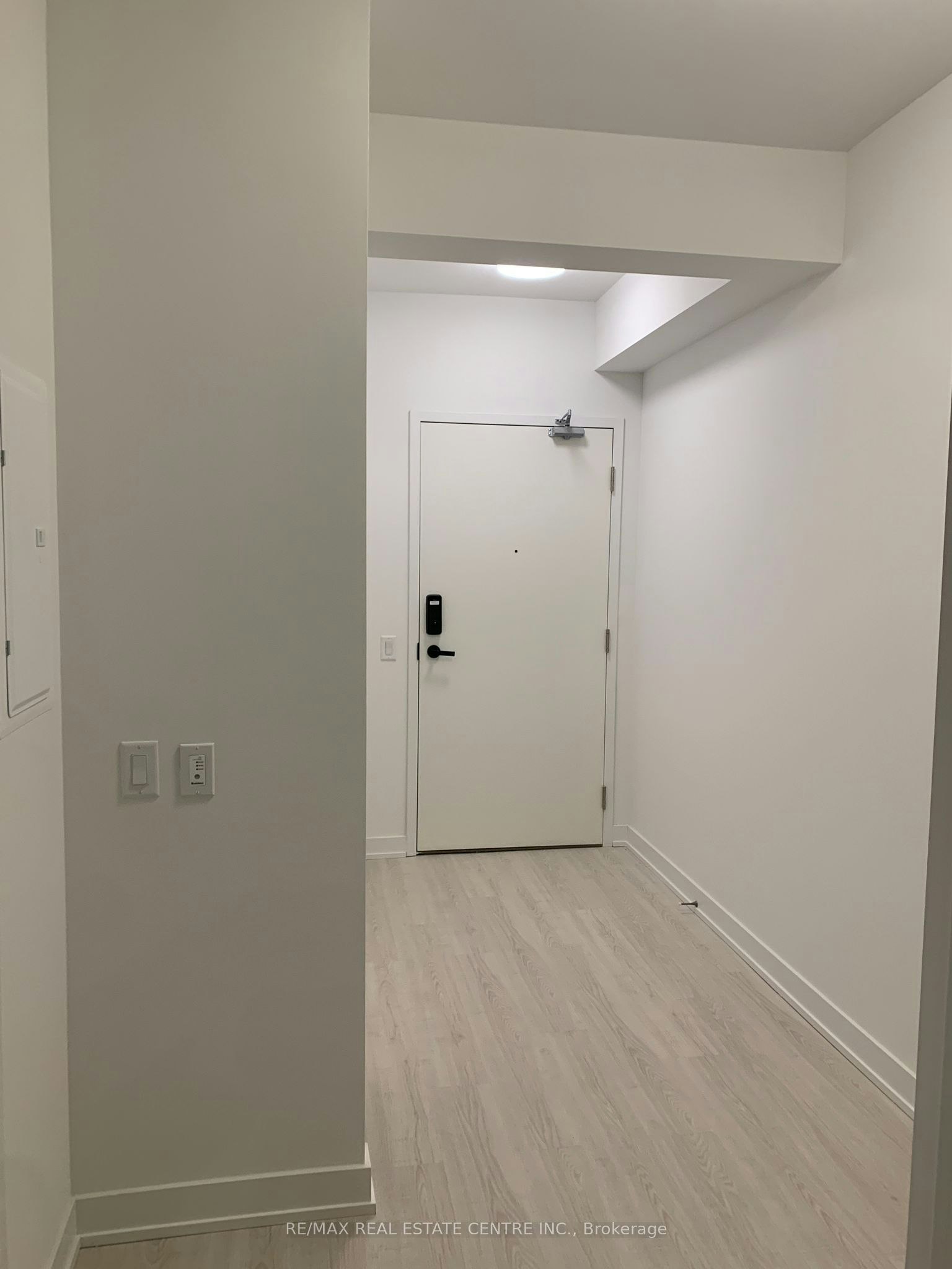 2409-3883 Quartz Road, Mississauga, ON, L5B 0M4 - 12