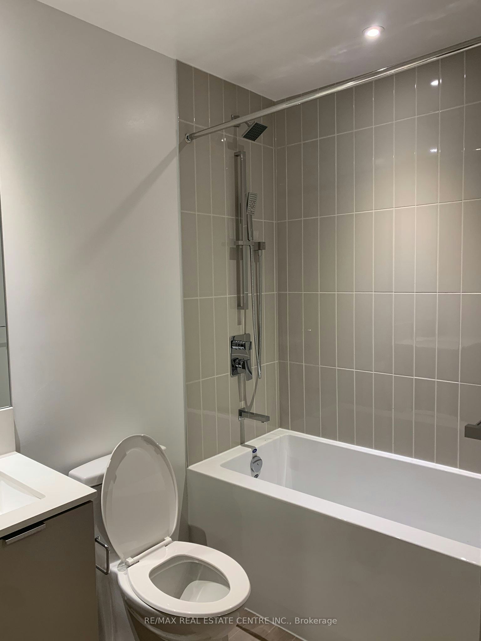 2409-3883 Quartz Road, Mississauga, ON, L5B 0M4 - 11