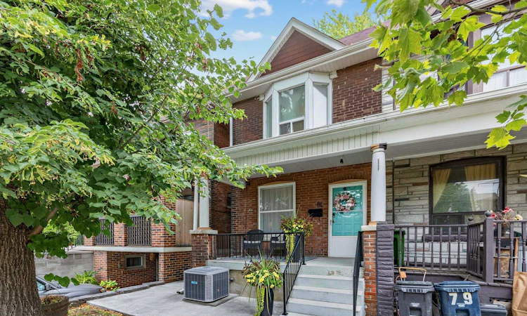 81 Silverthorn Avenue
