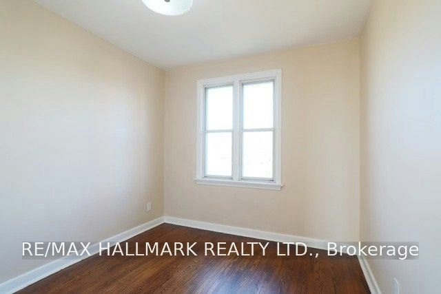 26 Imogene Avenue, Toronto, ON, M9M 1N7 - 9