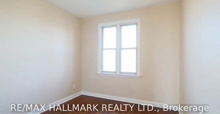 26 Imogene Avenue, Toronto, ON, M9M 1N7 - 9