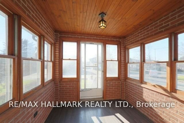 26 Imogene Avenue, Toronto, ON, M9M 1N7 - 2