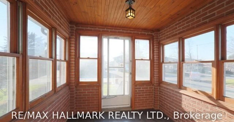 26 Imogene Avenue, Toronto, ON, M9M 1N7 - 2