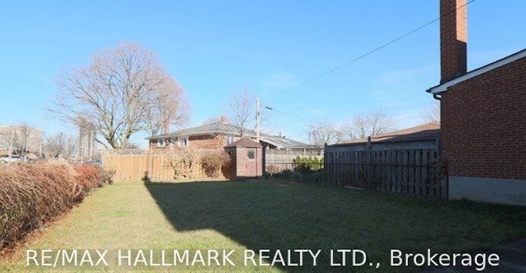 26 Imogene Avenue, Toronto, ON, M9M 1N7 - 14