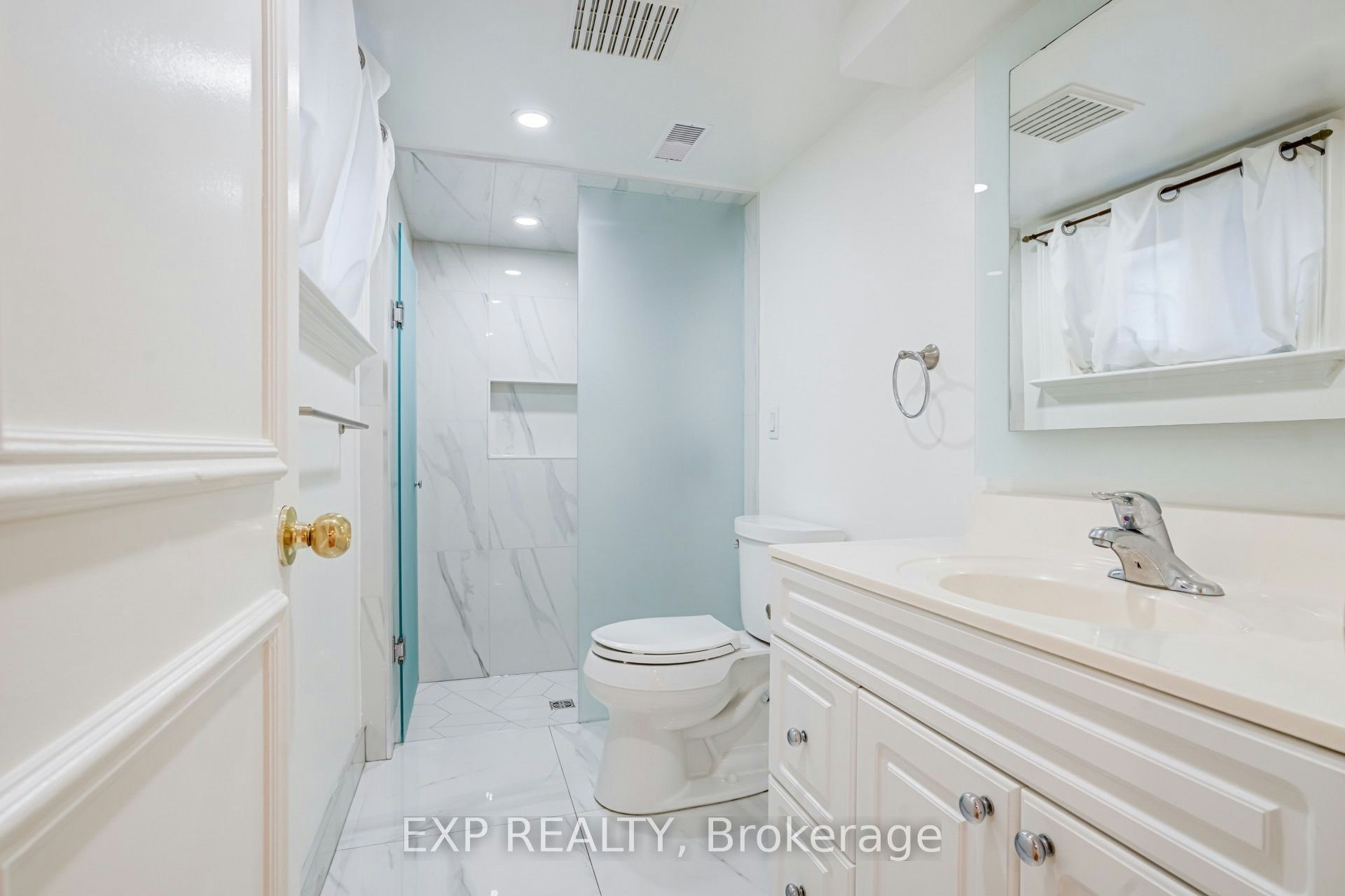 Main & Lower-1255 Dufferin Street, Toronto, ON, M6H 4C2 - 18