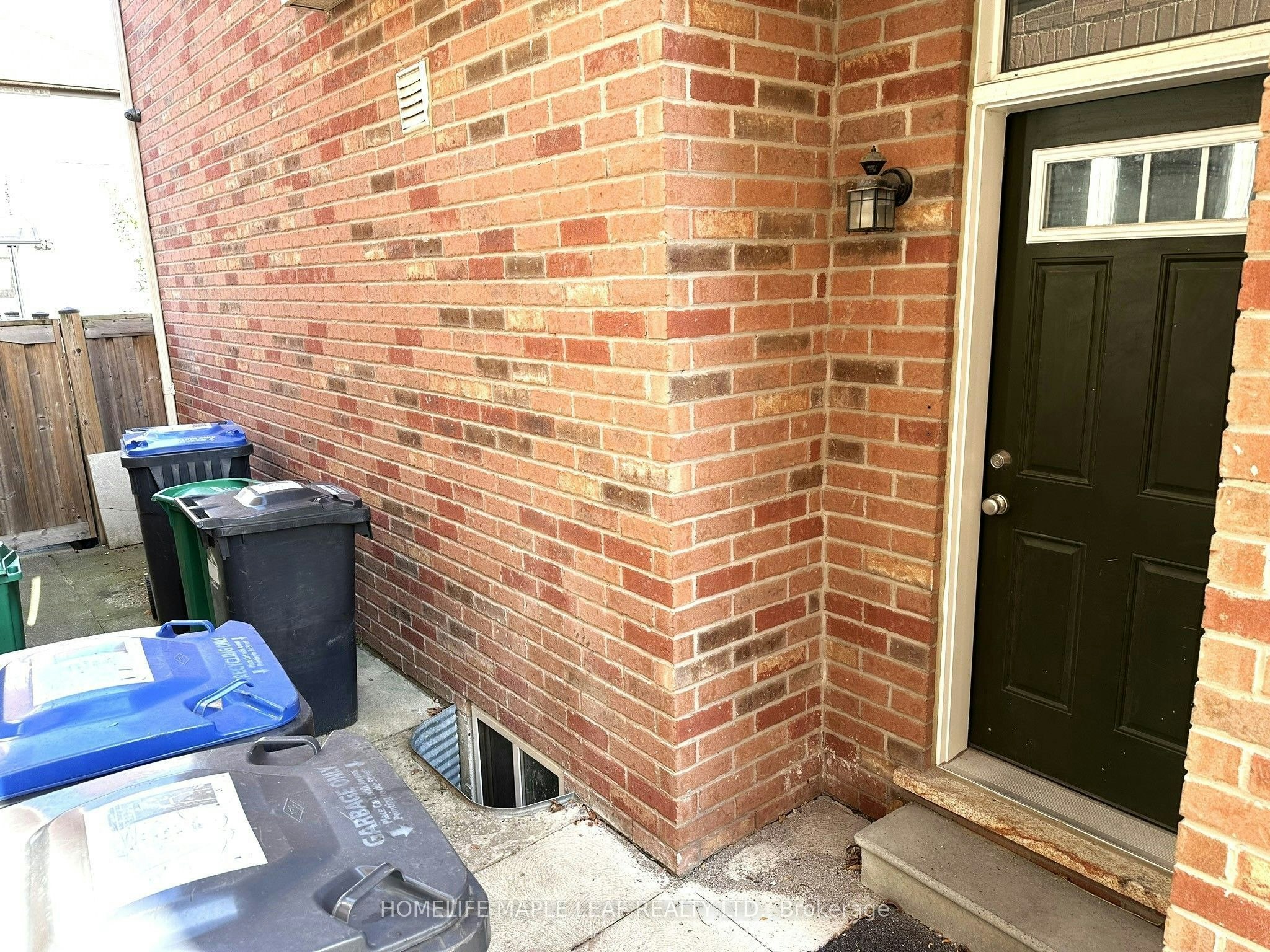 58 Seafair Crescent, Brampton, ON, L6Y 5W3 - 3