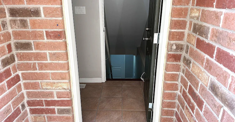 58 Seafair Crescent, Brampton, ON, L6Y 5W3 - 43