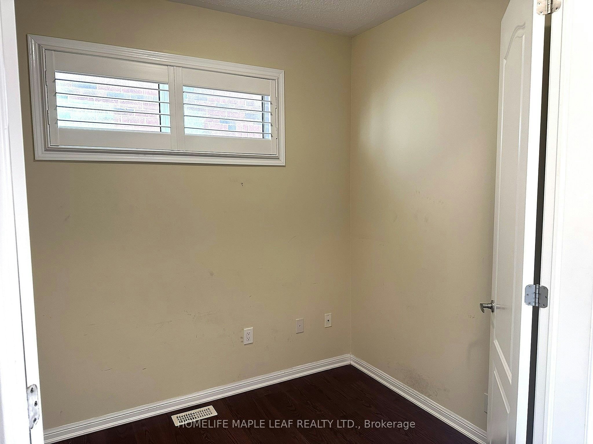 58 Seafair Crescent, Brampton, ON, L6Y 5W3 - 8