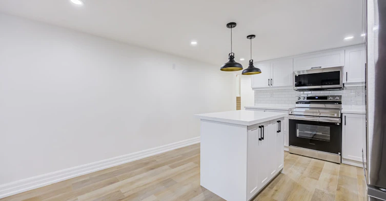 Lower-135 Cabana Drive, Toronto, ON, M9L 1L1 - 7