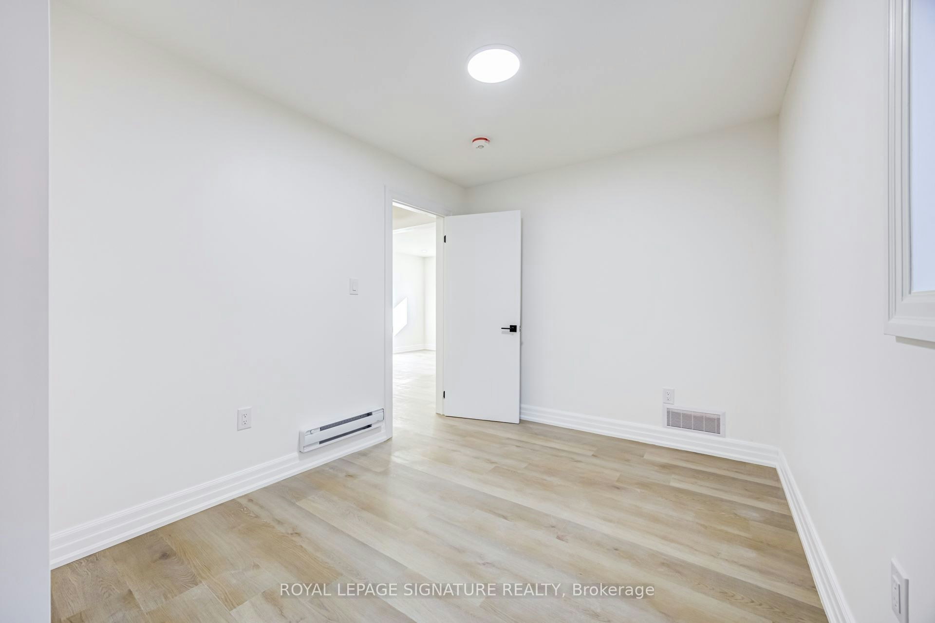 Lower-135 Cabana Drive, Toronto, ON, M9L 1L1 - 15