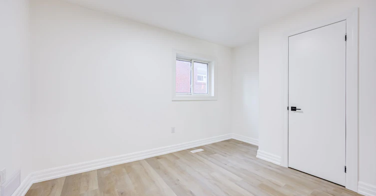 Lower-135 Cabana Drive, Toronto, ON, M9L 1L1 - 13