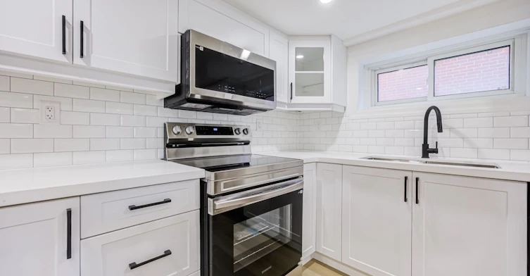 Lower-135 Cabana Drive, Toronto, ON, M9L 1L1 - 8