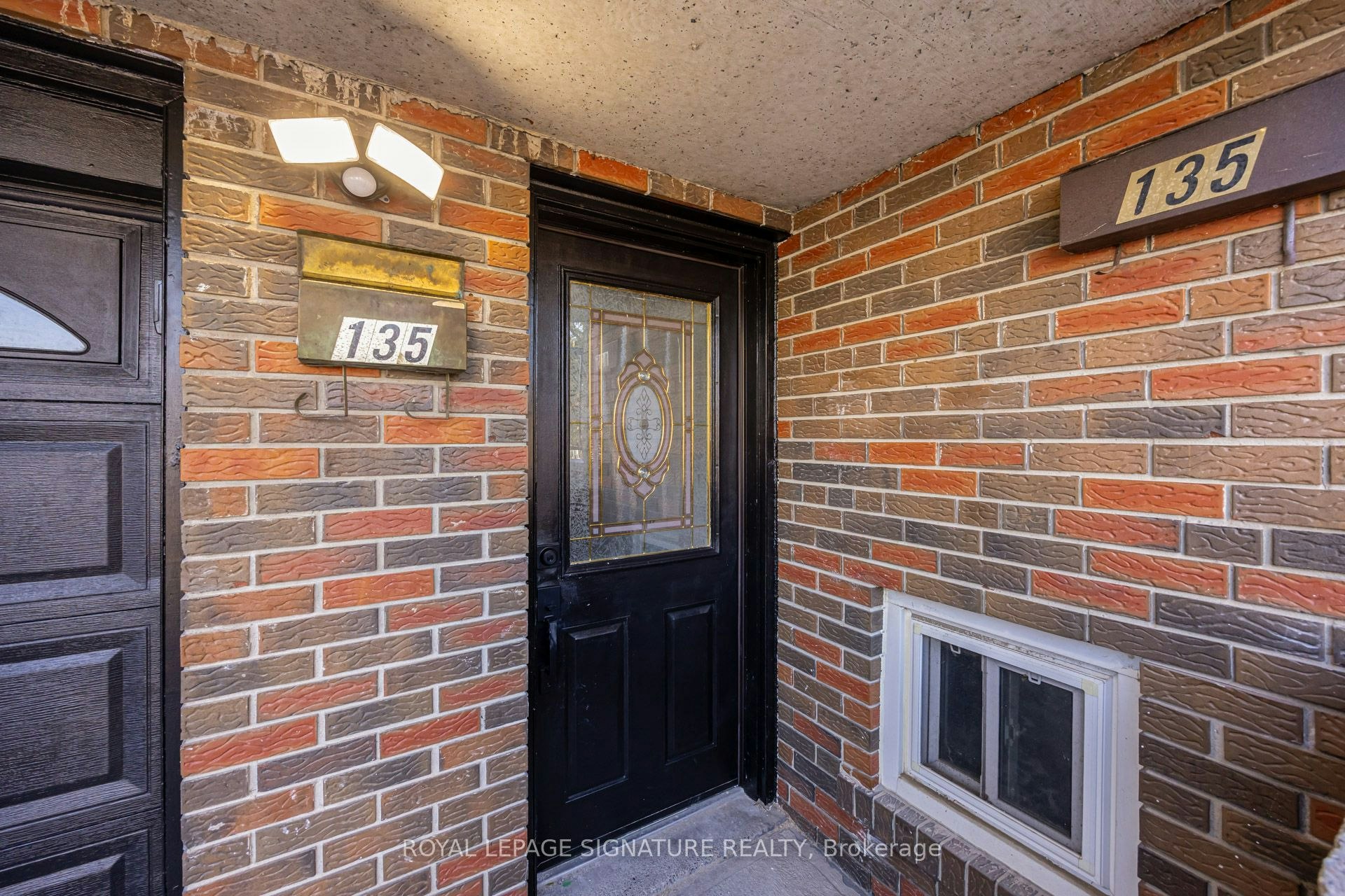 Lower-135 Cabana Drive, Toronto, ON, M9L 1L1 - 3