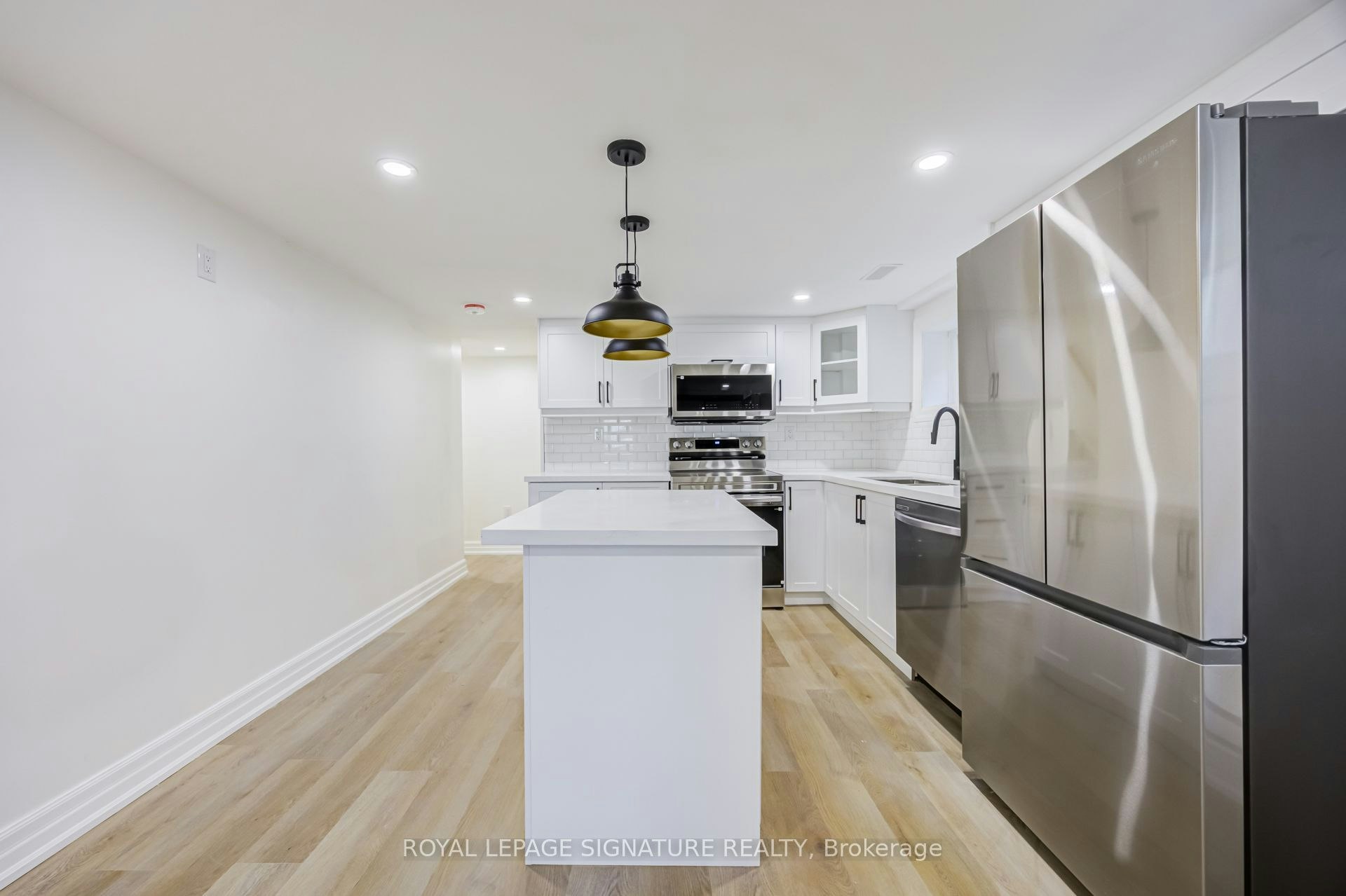 Lower-135 Cabana Drive, Toronto, ON, M9L 1L1 - 6
