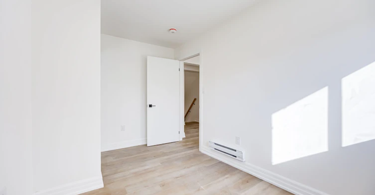 Lower-135 Cabana Drive, Toronto, ON, M9L 1L1 - 21