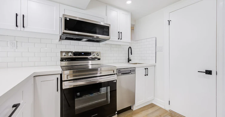 Bsmt-135 Cabana Drive, Toronto, ON, M9L 1L1 - 11
