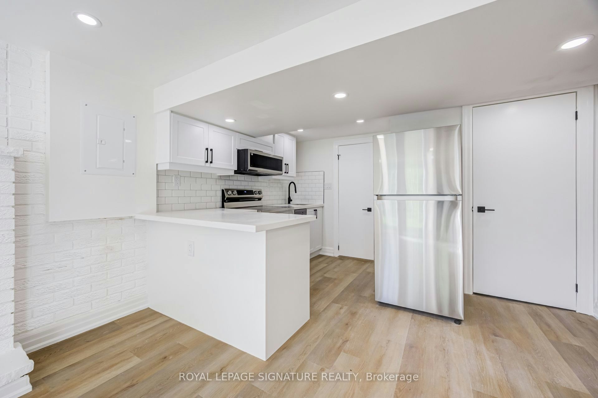 Bsmt-135 Cabana Drive, Toronto, ON, M9L 1L1 - 8