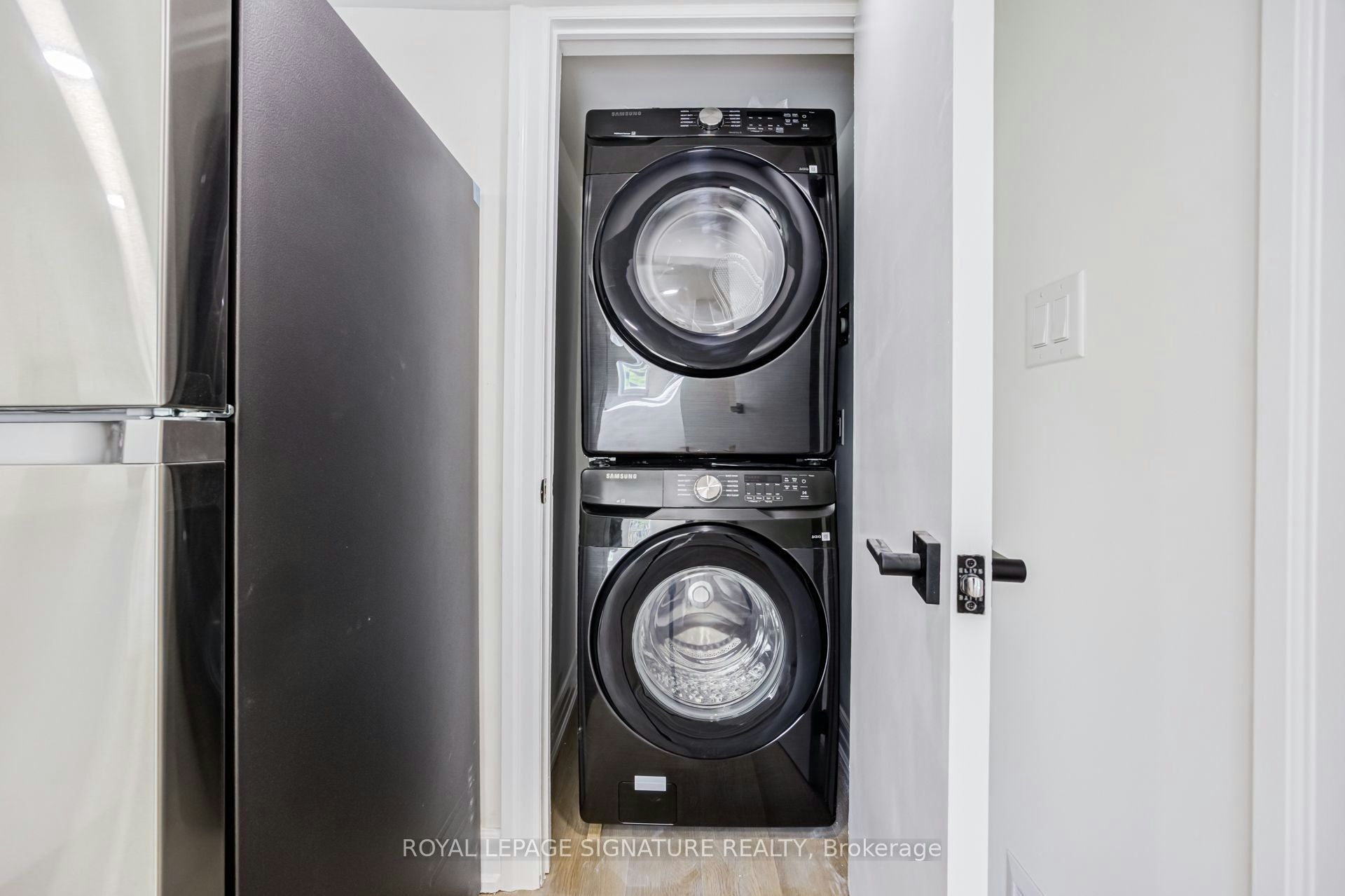 Bsmt-135 Cabana Drive, Toronto, ON, M9L 1L1 - 15