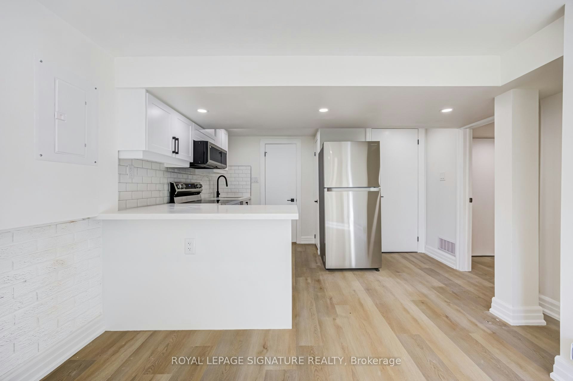 Bsmt-135 Cabana Drive, Toronto, ON, M9L 1L1 - 7