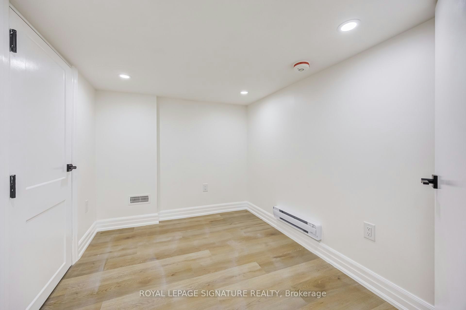 Bsmt-135 Cabana Drive, Toronto, ON, M9L 1L1 - 12