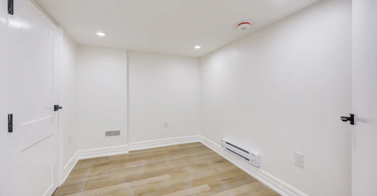 Bsmt-135 Cabana Drive, Toronto, ON, M9L 1L1 - 12