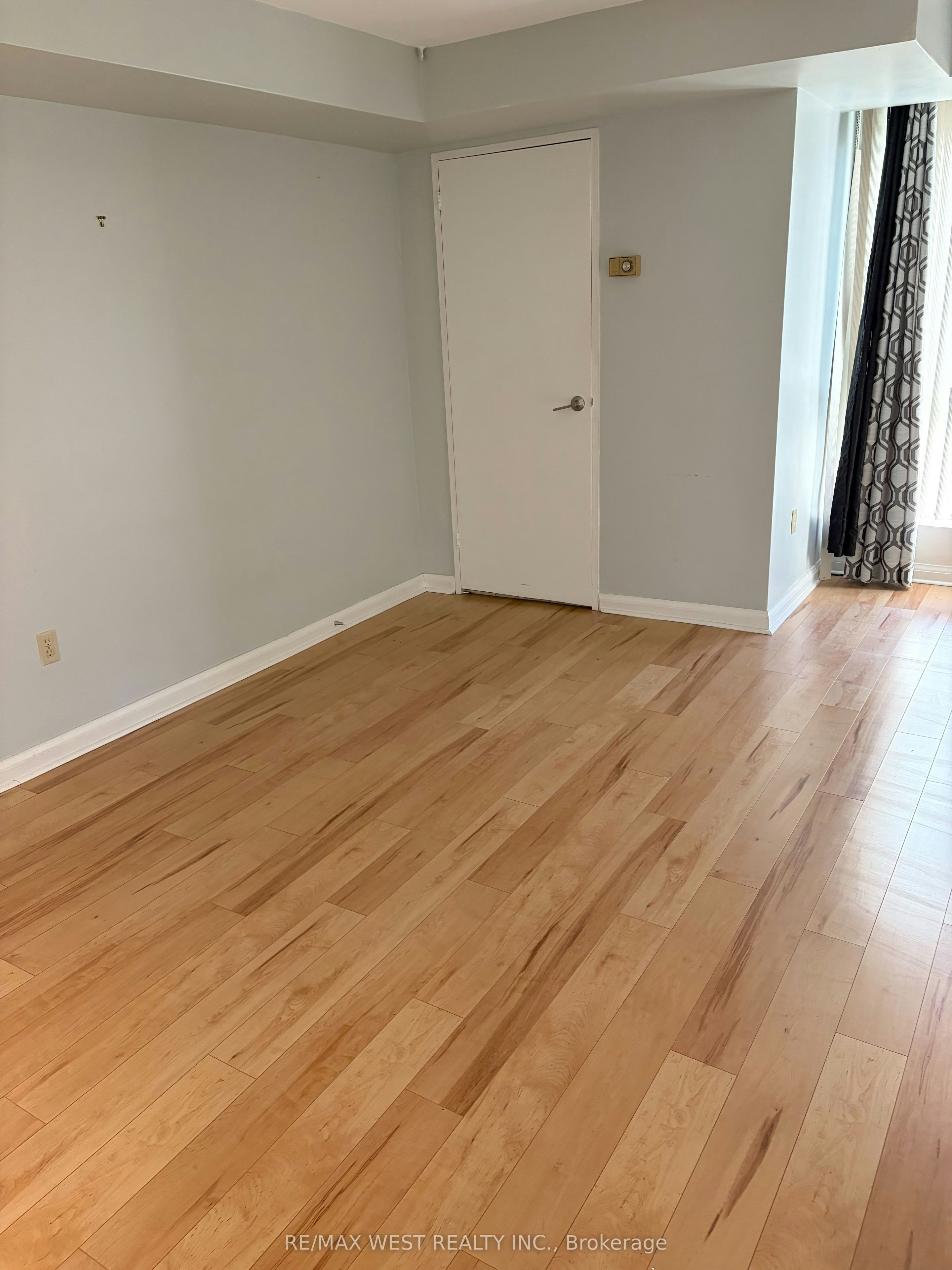 506-1400 Dixie Road, Mississauga, ON, L5E 3E1 - 14