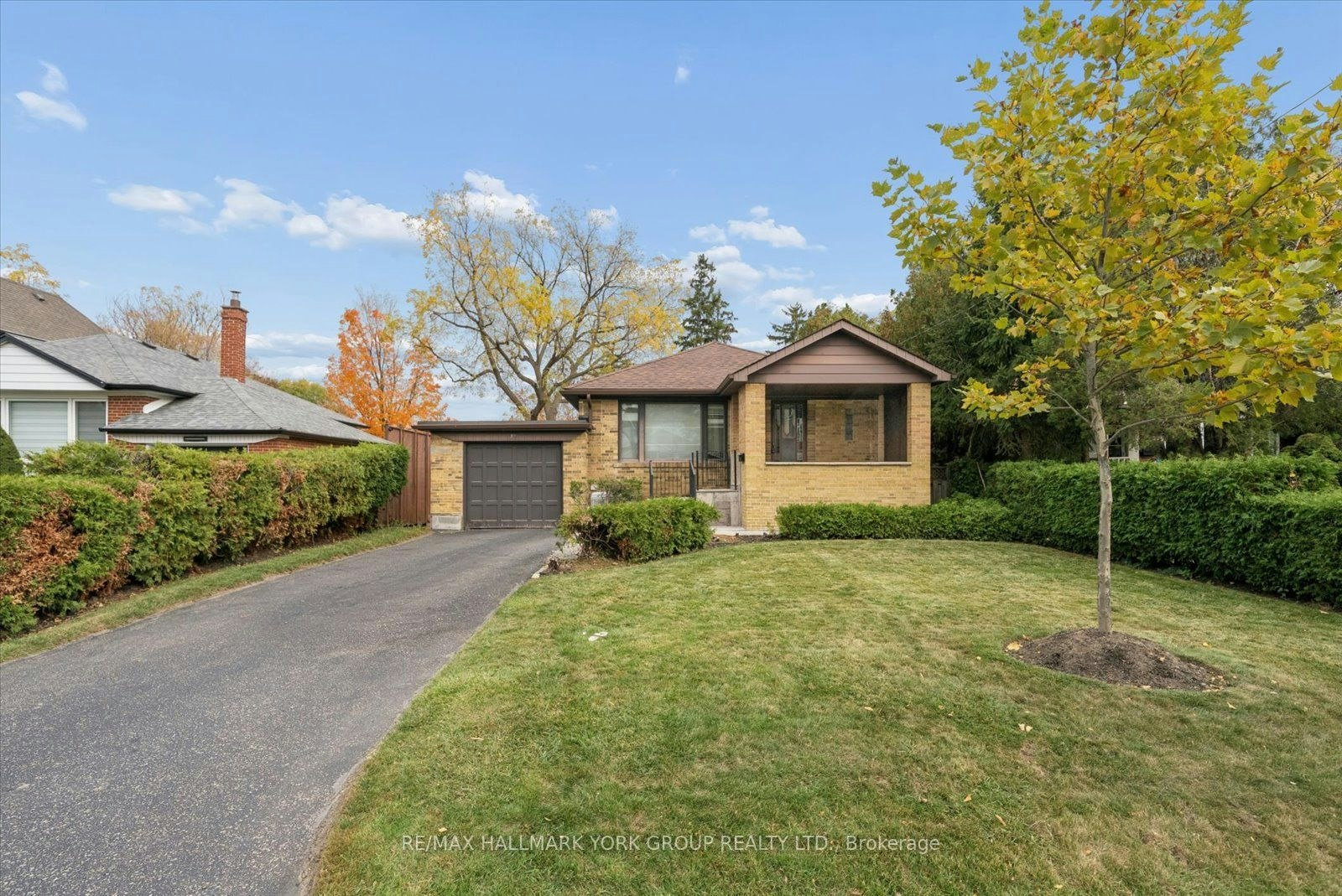 37 Agar Crescent, Toronto, ON, M9B 5A7