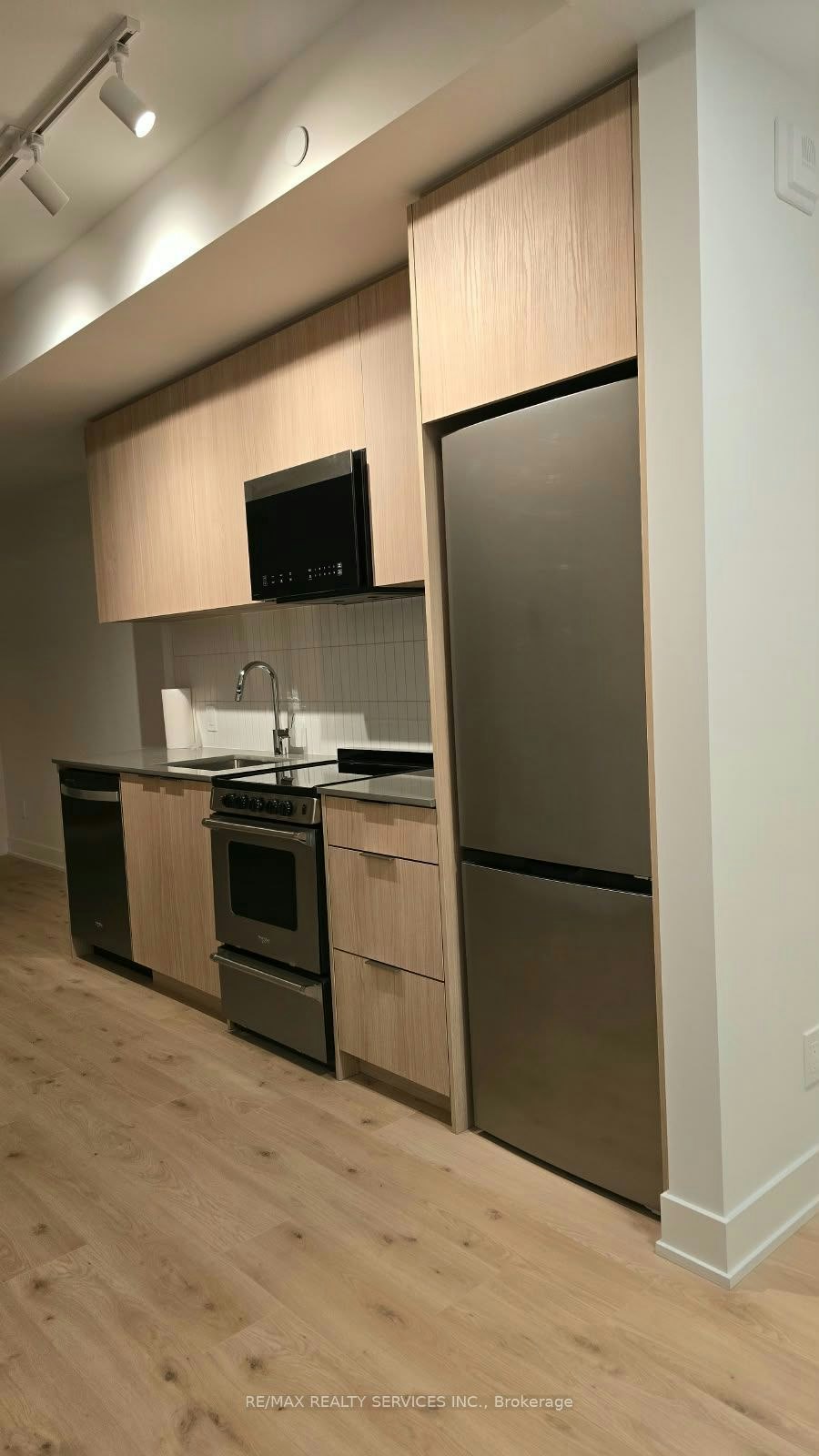 323-3008 William Cutmore Boulevard, Oakville, ON, L6H 8E7 - 9