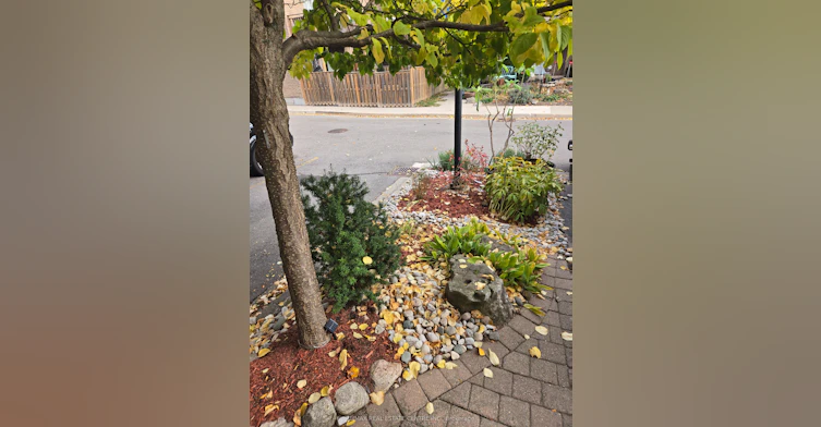 2274 Marine Drive, Oakville, ON, L6L 1C1 - 3