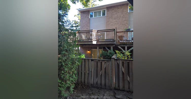 2274 Marine Drive, Oakville, ON, L6L 1C1 - 16