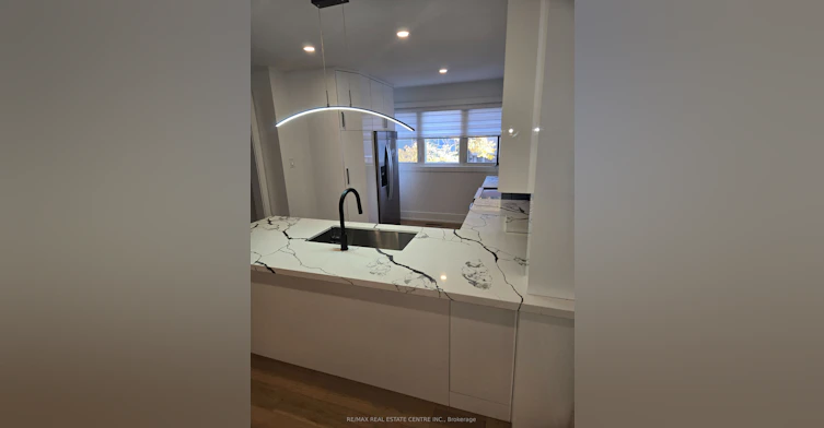 2274 Marine Drive, Oakville, ON, L6L 1C1 - 5