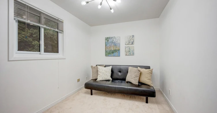 77 Mccraney Street W, Oakville, ON, L6H 1H5 - 16