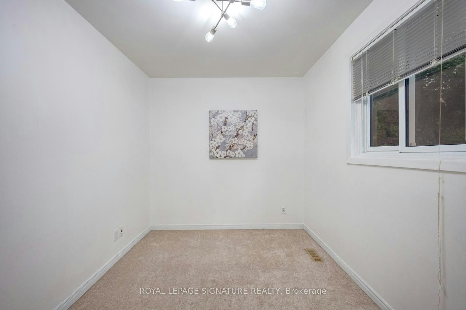 77 Mccraney Street W, Oakville, ON, L6H 1H5 - 14