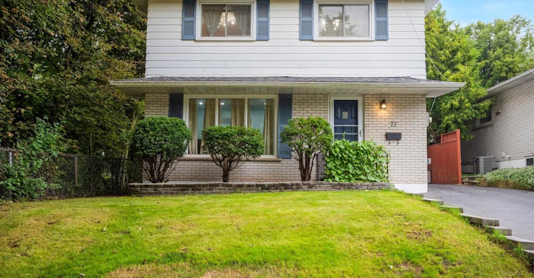 77 Mccraney Street W, Oakville, ON, L6H 1H5