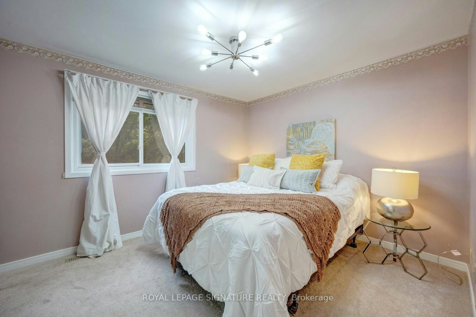 77 Mccraney Street W, Oakville, ON, L6H 1H5 - 9